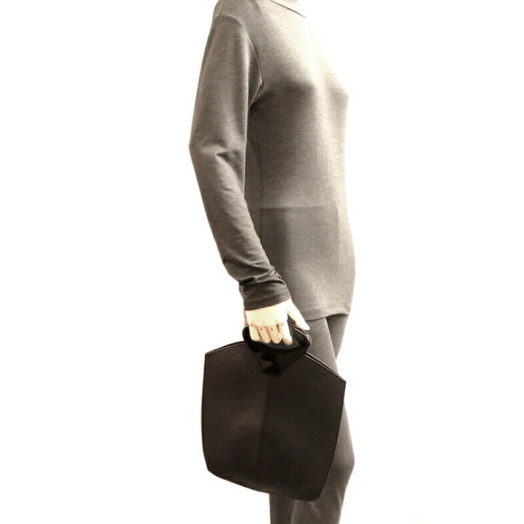 Louis Vuitton Demi Lune Epi Handbag Black - Picture 9 of 10